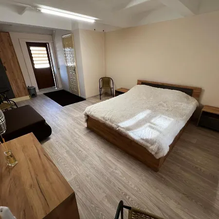 Guest House Elernes Muiza Daugavpils Exterior photo